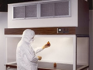 Vertical Flow Workstations